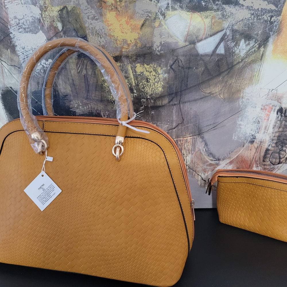 Source Unknown Mustard Woven Tote Set